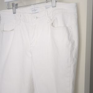 Jessica Simpson White Skinny Jeans Fashion Statement